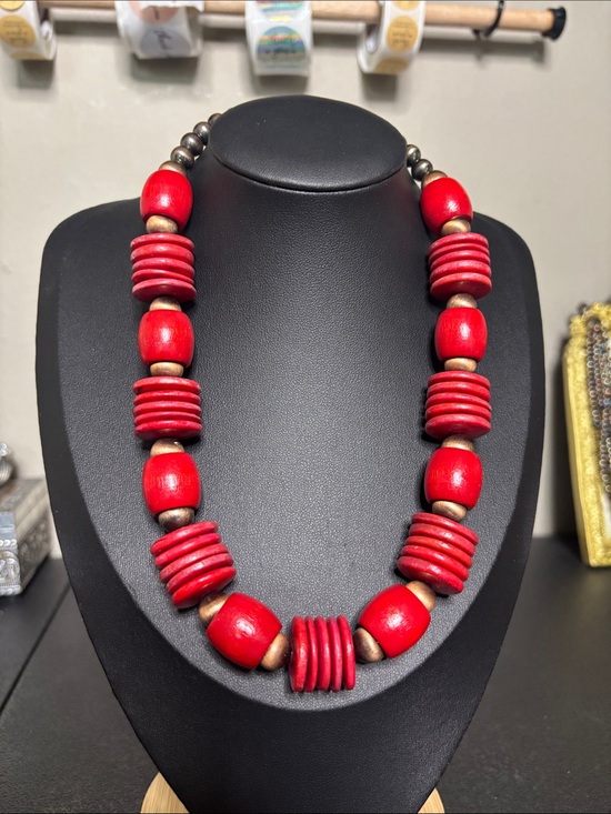 Vivian Jewelry - Vivian Vintage Chunky Bold Red Wooden Bead Statement Necklace